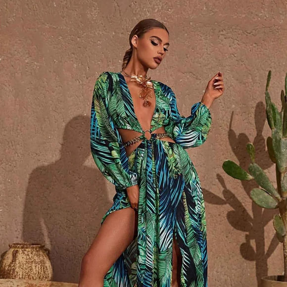 Zara Kate Middleton Famous Cascading Floral Necklace - Picture 16 of 17